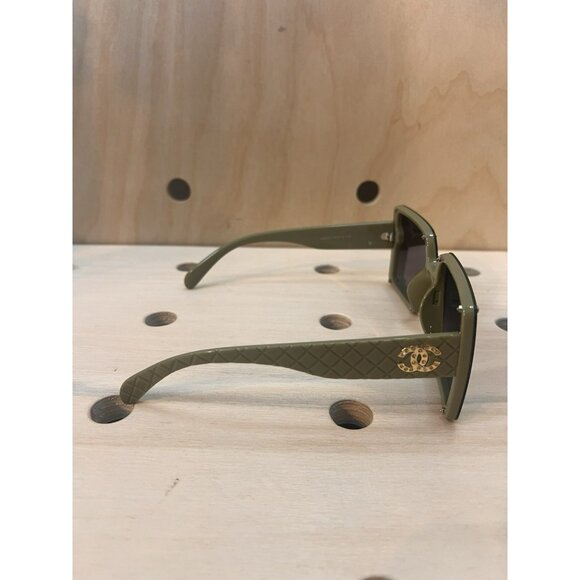 Coco CHANEL Authentic Sunglasses X6023 70/15-142 Green Square Oversized Lenses - Picture 2 of 11